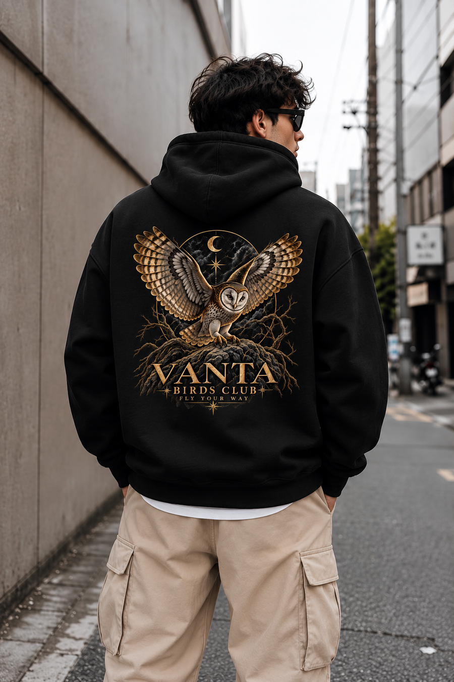 Owl Hoodie in black